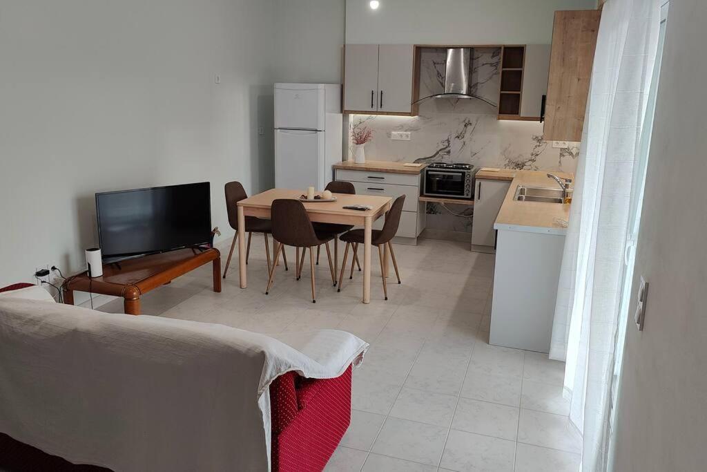 Sweet Home Kalamata Exterior photo